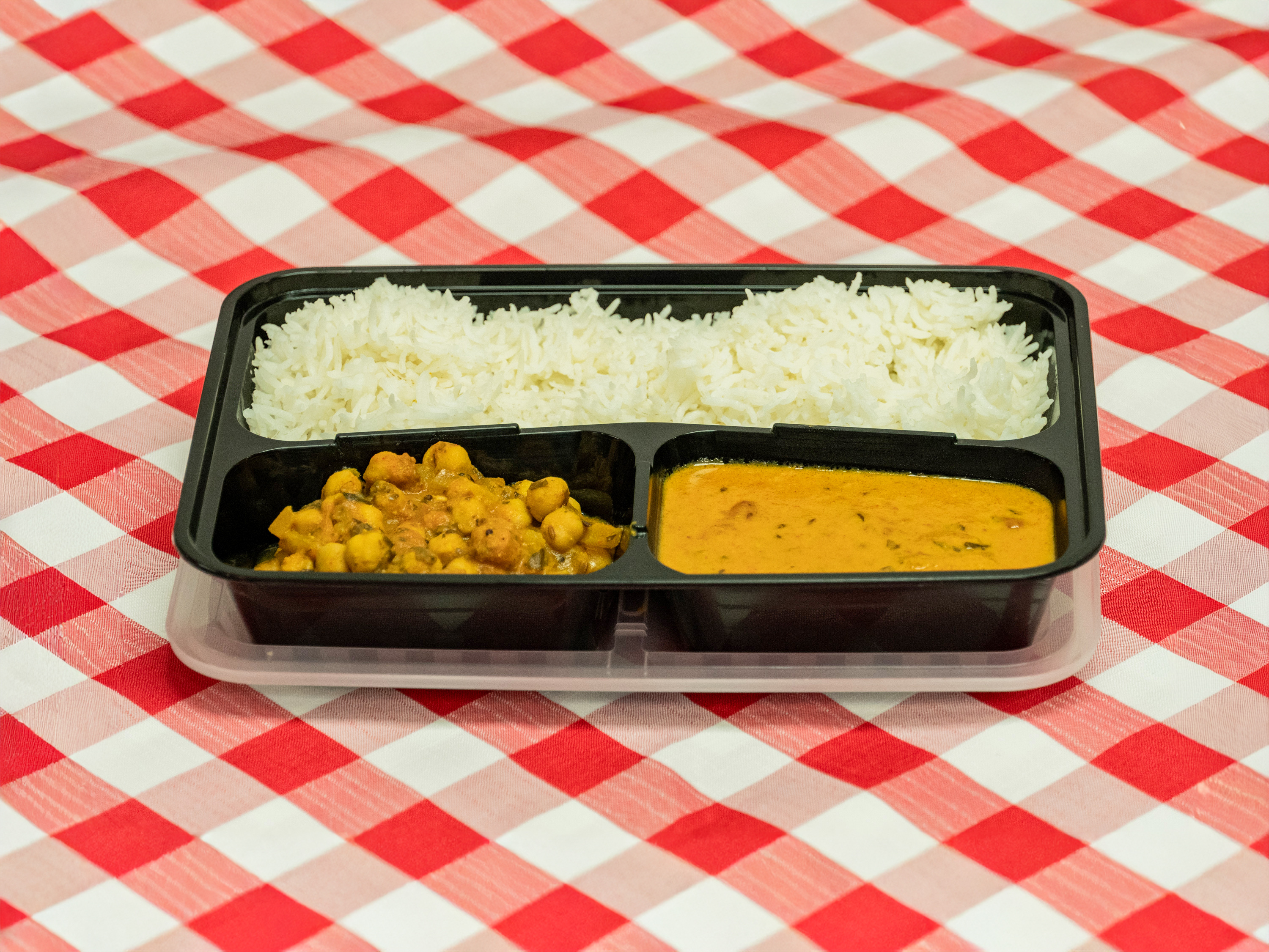 Butter Chicken & Chick Peas (Combo Box)